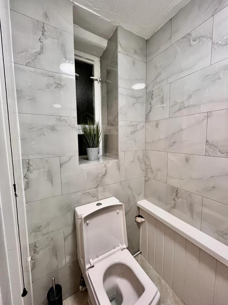 Appartamento 4 Bedroom Maisonette Camden Islington