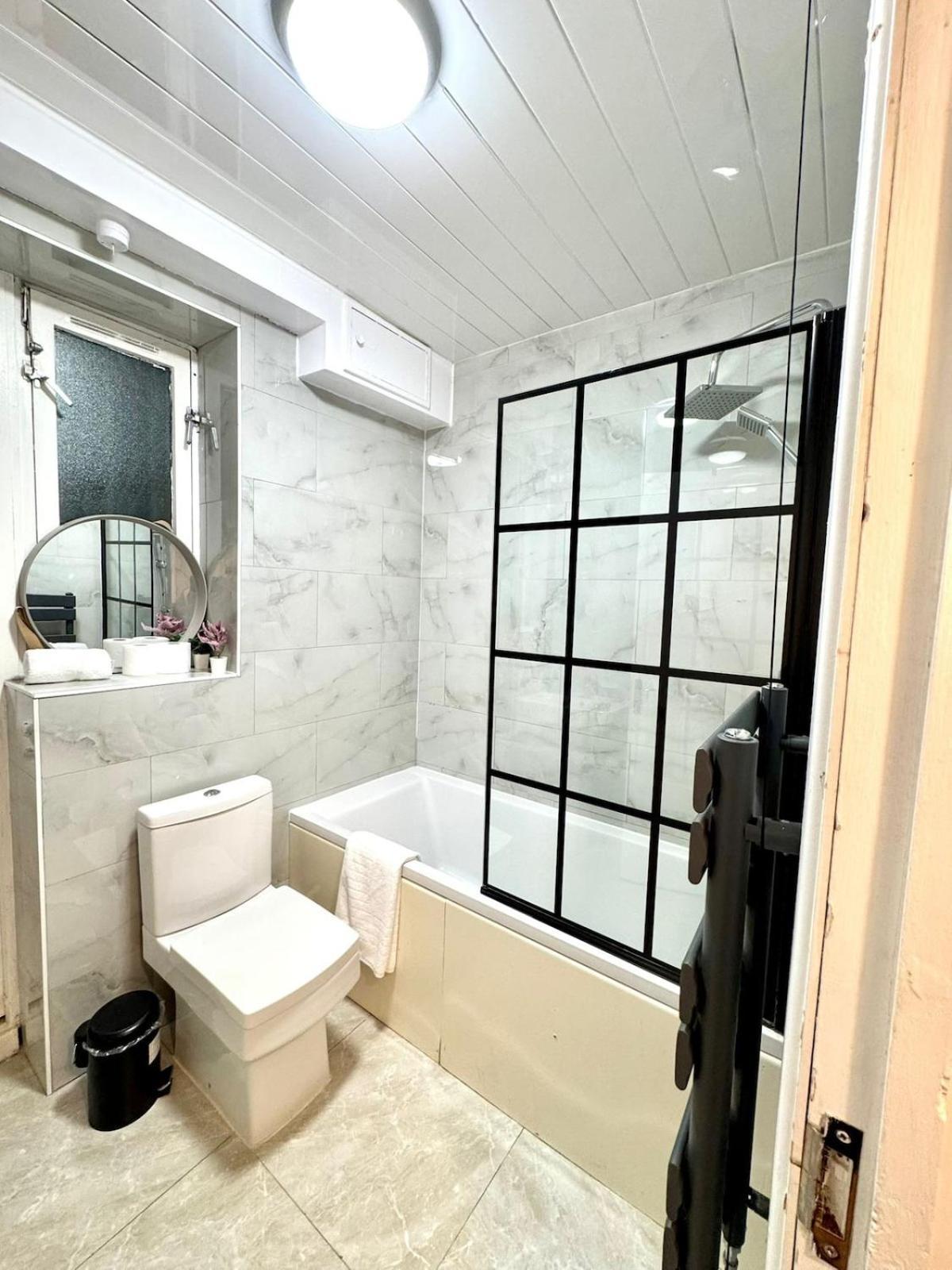 4 Bedroom Maisonette Camden Islington Londra